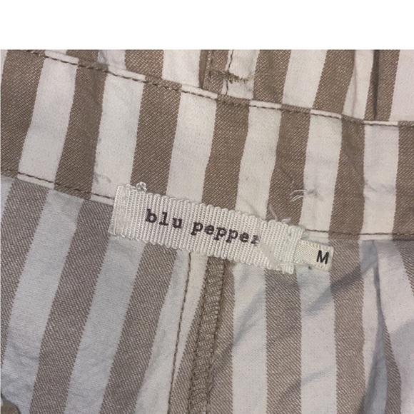 •BLU PEPPER•FORGET THE TIME TAN STRIPED PAPERBAG WAIST SHORTS SIZE MEDIUM EUC - Picture 8 of 8